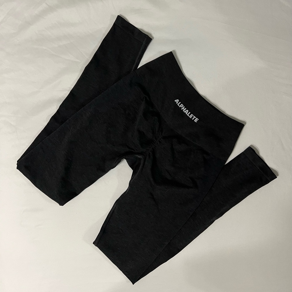 Alphalete Amplify Leggings in Black Marl